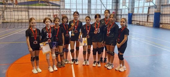 Воспитанницы спортшколы «Юность» заняли 1 и 2 места в первенстве Мостовского района по волейболу 201