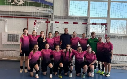 Юные футболистки Мостовского района стали призёрами соревнований по футзалу
